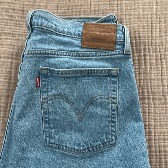 Levi’s Wedgie Fit Straight Sz 32 (Fits like 10/12) - Picture 3 of 4